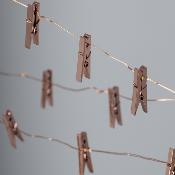 Guirlande LED Fil de Fer avec Pinces à Linge Rose Doré à Piles 3.5m